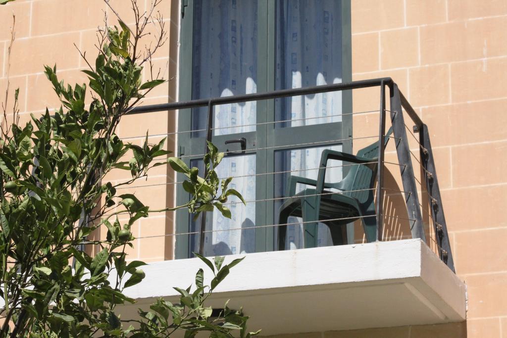 Rivotorto Retreat House Hotel Birkirkara Buitenkant foto