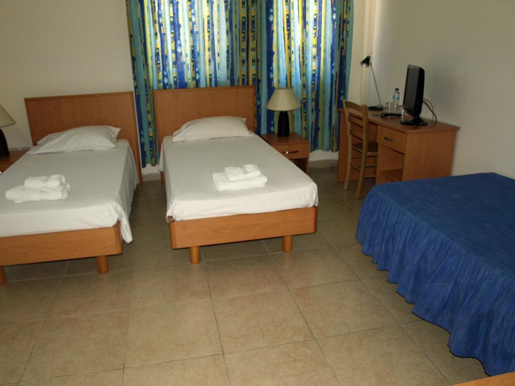 Rivotorto Retreat House Hotel Birkirkara Buitenkant foto